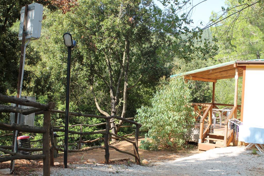 Elbadoc Camping Village Cavo Eksteriør billede