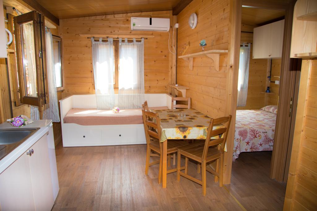 Elbadoc Camping Village Cavo Eksteriør billede